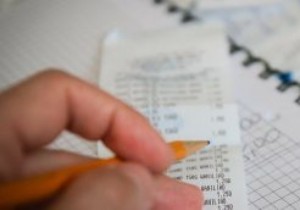 কিভাবে আপনার উইন্ডোজকে কম শক্তি ব্যবহার করতে এবং আপনার ইউটিলিটি বিল সংরক্ষণ করতে পরিবর্তন করবেন