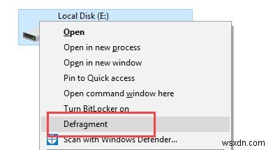 উইন্ডোজে কনটেক্সট মেনু থেকে আপনার হার্ড ড্রাইভগুলি কীভাবে ডিফ্র্যাগমেন্ট করবেন