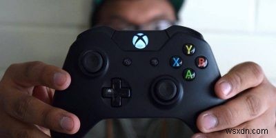 আপনার পিসিতে একটি Xbox One কন্ট্রোলারকে কীভাবে সংযুক্ত করবেন