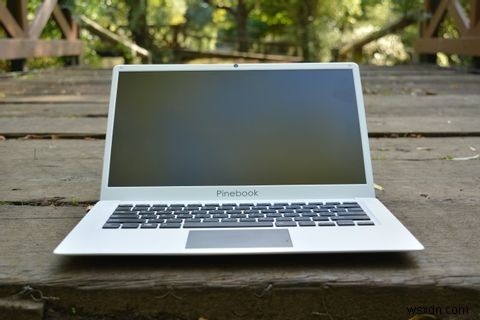 Pinebook 64 পর্যালোচনা:$100 ল্যাপটপ যা ভয়ানক নয় 