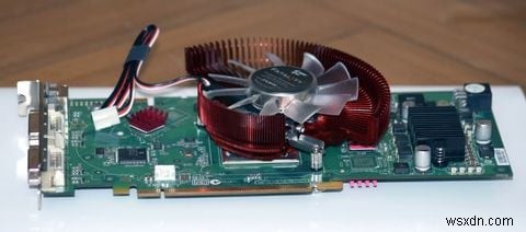 লিনাক্সে AMD বনাম NVIDIA GPUs:আপনার কোনটি ব্যবহার করা উচিত? 