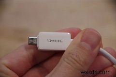 কিভাবে USB ব্যবহার করে যেকোনো ফোন বা ট্যাবলেটকে আপনার টিভিতে সংযুক্ত করবেন