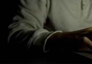 5টি জীবন ধ্বংসকারী উপায়ে আপনি অনলাইনে শিকার হতে পারেন 