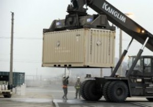 একটি ডকার কন্টেইনারকে অন্য হোস্টে কীভাবে অনুলিপি/সরানো যায় 