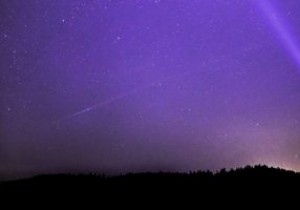 অ্যান্ড্রয়েডে কীভাবে ফ্ল্যাশলাইট চালু এবং বন্ধ করবেন 