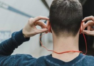 স্পটিফাইতে কীভাবে একটি পডকাস্ট প্লেলিস্ট তৈরি করবেন 