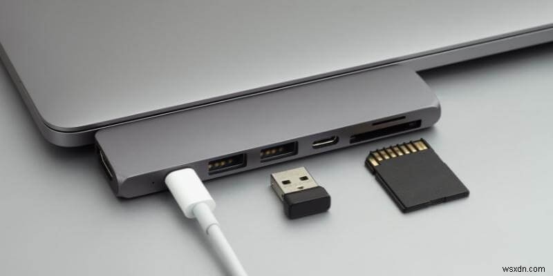 USB-C হাব বনাম ডকিং স্টেশন:ম্যাকবুক প্রো ব্যবহারকারীদের জন্য কোনটি ভাল?