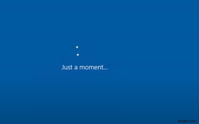 Windows 10 কিছুক্ষণের মধ্যে আটকে গেল