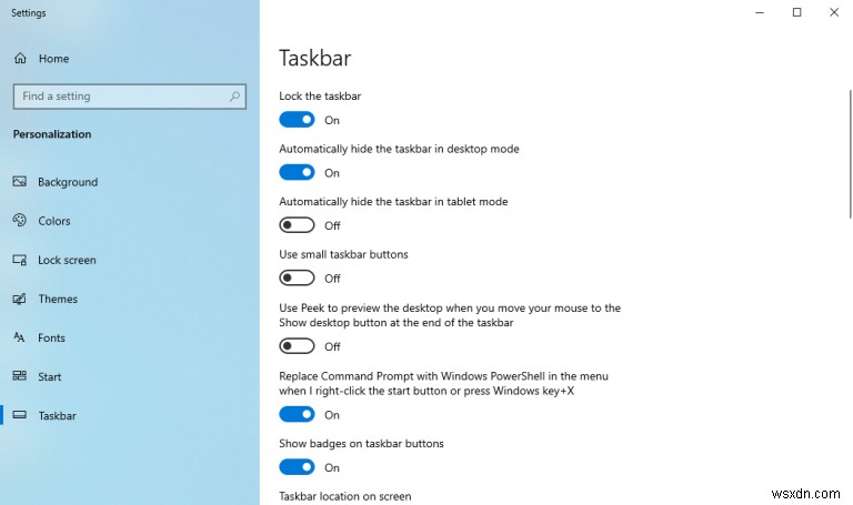 Windows 10 বা Windows 11 এ কিভাবে টাস্কবার লুকাবেন