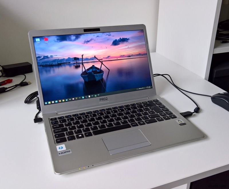 The Slimbook Pro2 এখানে আছে - খুব, খুব সুন্দর