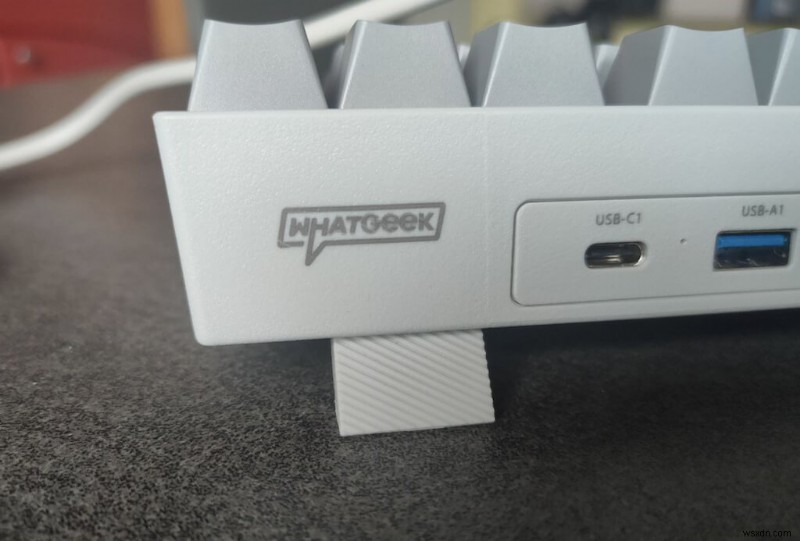 WhatGeek x 3inuS Kebohub EE01 মেকানিক্যাল কীবোর্ড রিভিউ - ডিজাইন, ফিচার এবং পারফরম্যান্স 