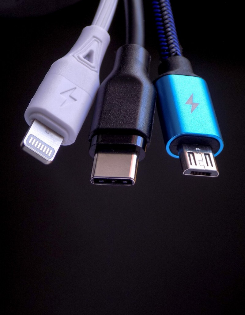 লাইটনিং বনাম USB‑C:পার্থক্য বোঝা এবং কোনটি উচ্চতর 