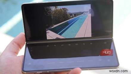 Motorola s Razr Fold:The Affordable Foldable যা Samsung এবং Google কে ছাড়িয়ে যায় 