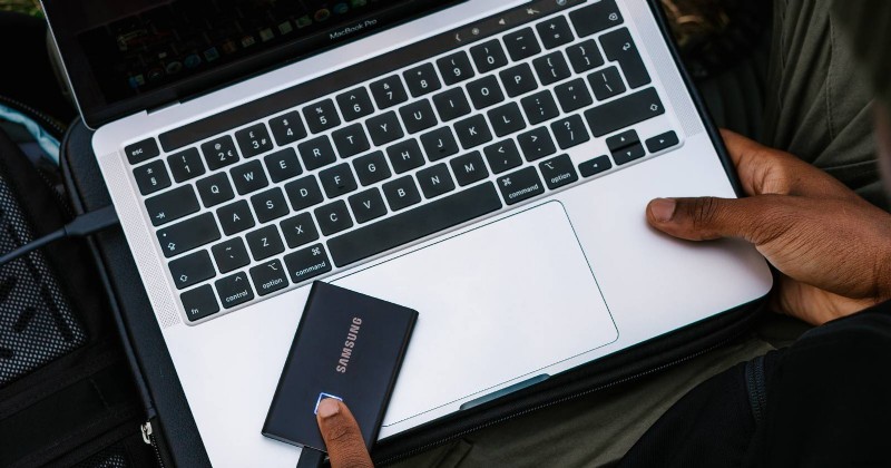 একটি বাহ্যিক ড্রাইভ থেকে macOS অ্যাপগুলি চালানো:একটি ধাপে ধাপে নির্দেশিকা 