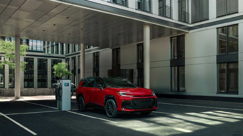 কেন এই জাপানি হাইব্রিড SUV আধুনিক ড্রাইভারদের জন্য সবচেয়ে স্মার্ট পছন্দ 